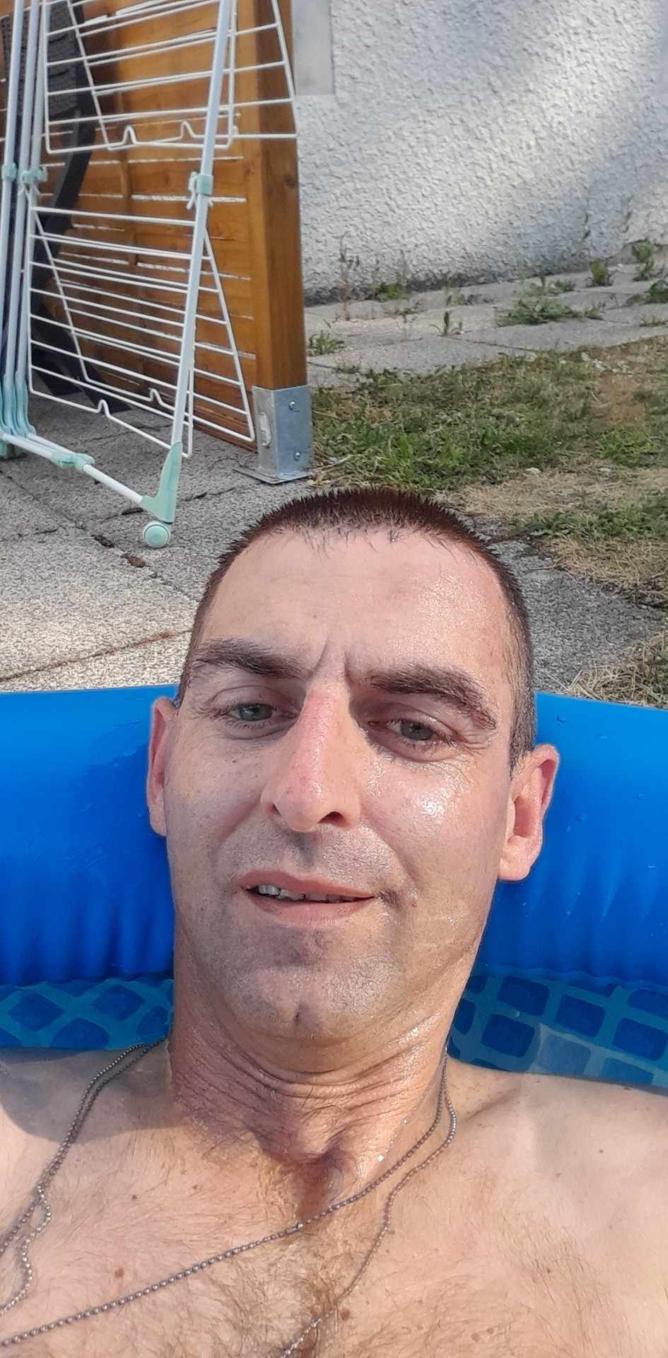 Profil de Kenni, 42 ans, Cruising gay à Denges