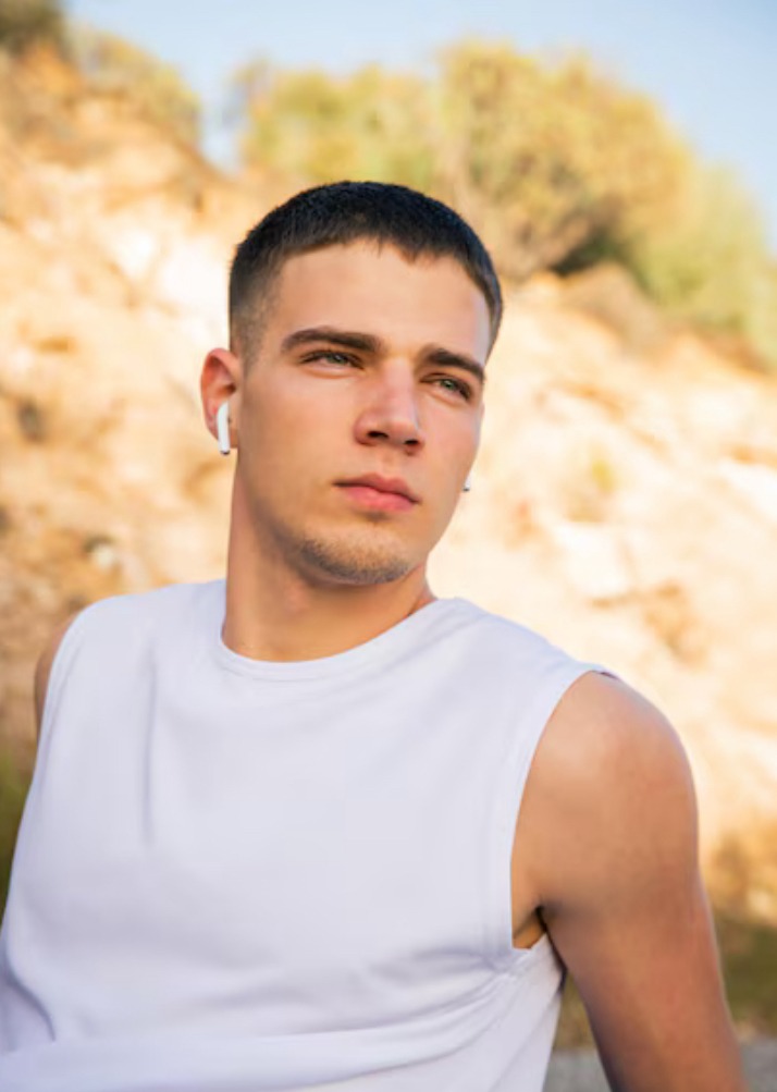 Profil de Hasan, 24 ans, Cruising gay à Vandoeuvres