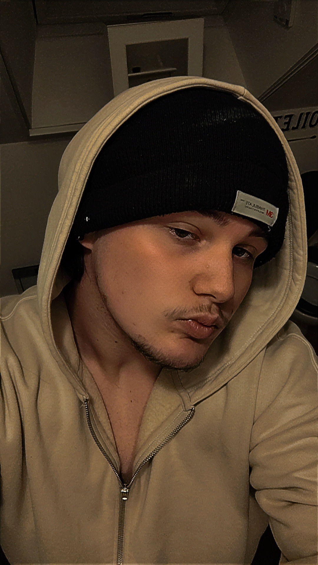 Profil de Lelio, 21 ans, Cruising gay à Prilly