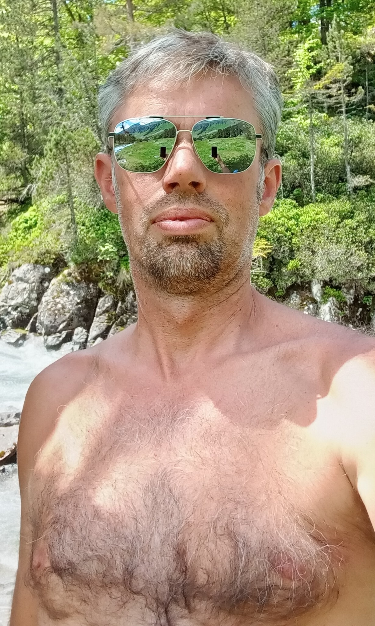 Profil de Travis, 54 ans, Cruising gay à Ollon VD