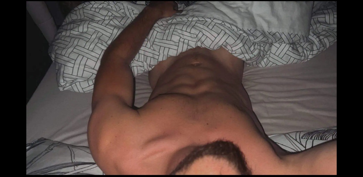 Profil de Luqman, 25 ans, Cruising gay à Rivaz