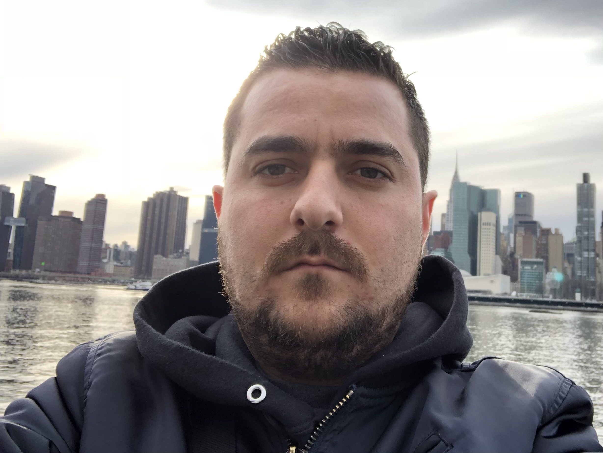 Profil de Yuksel, 55 ans, Cruising gay à Servion